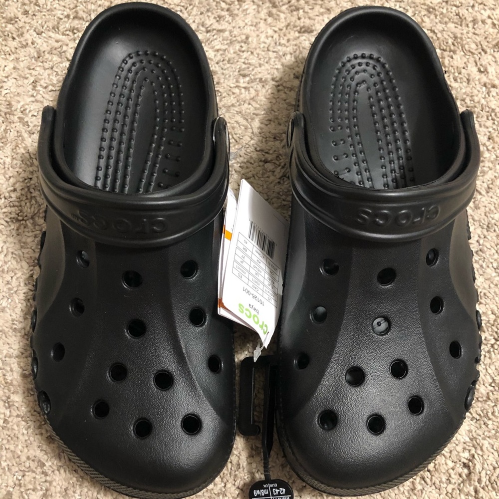 NWT Black Crocs